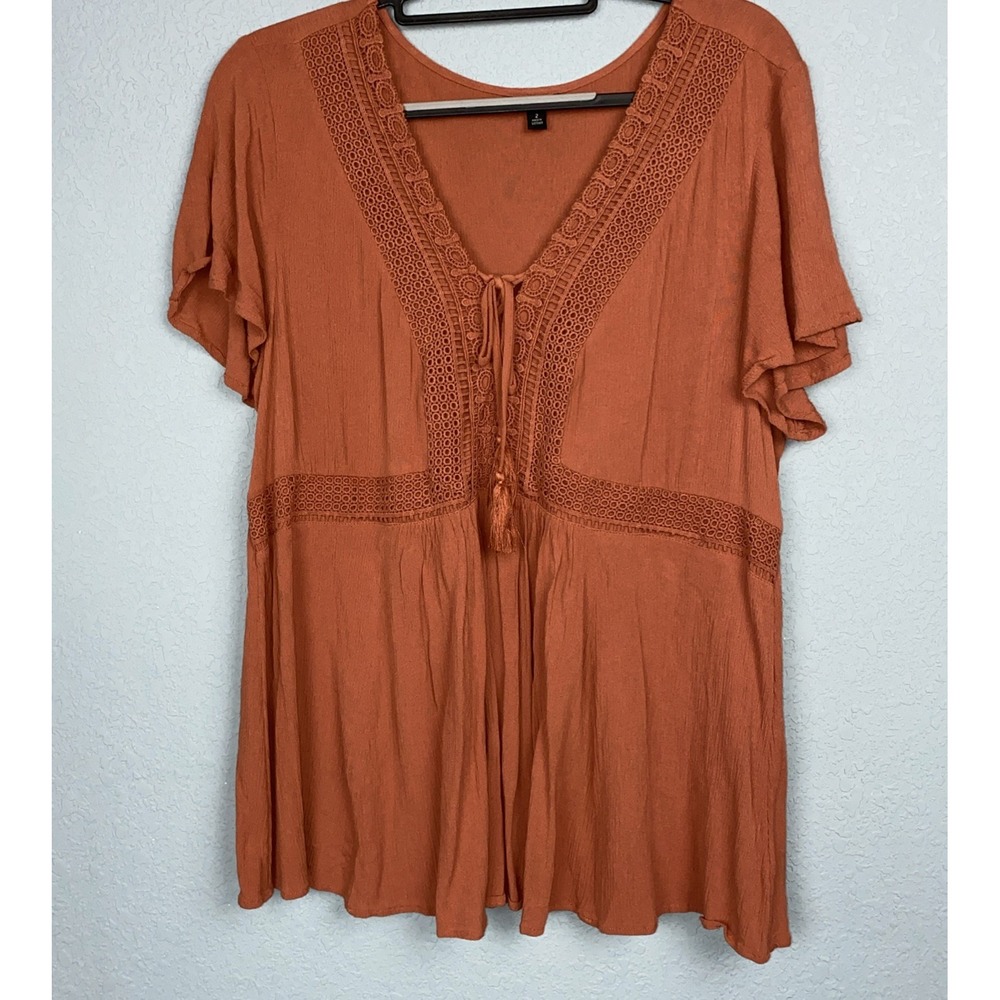 Torrid Top‎ Womens 2X Babydoll Crinkle Gauze Crochet Inset Lace Up Boho